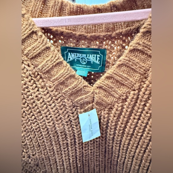 American Eagle Outfitters Tan V-Neck Sweater - Picture 3 of 7